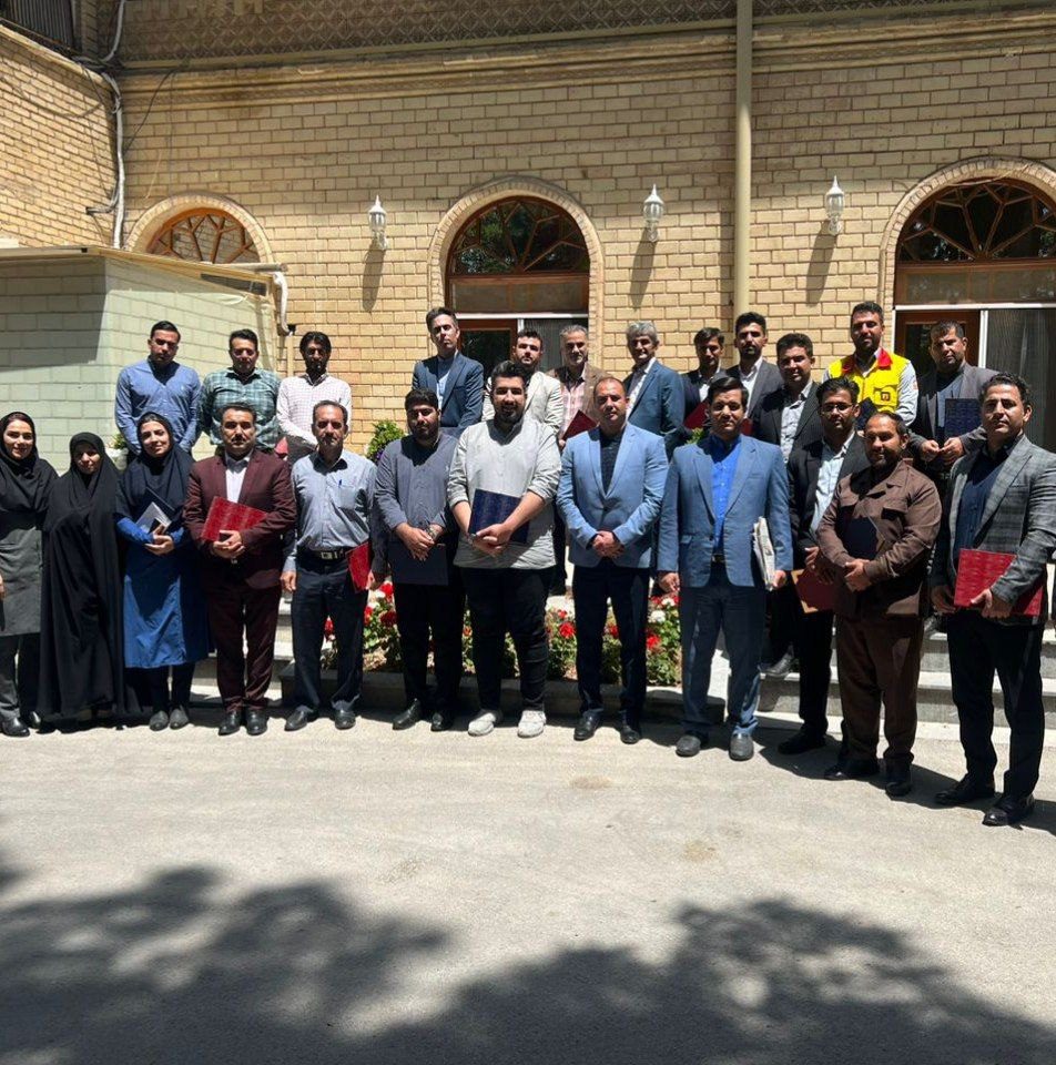 روابط عمومیها پل دو سویه مردم و مدیراناند