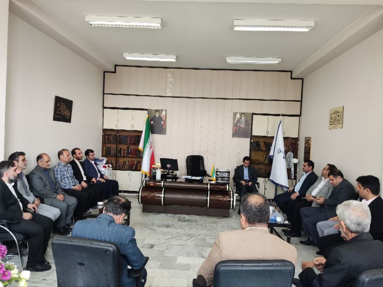 دیدار رییس و مسولان سازمان بسیج حقوق دانان کرمانشاه با رییس کل جدید دادگاههای عمومی و انقلاب استان