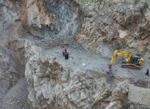 اجرای عملیات انفجار ترانشه سنگی در پاوه به نوسود 