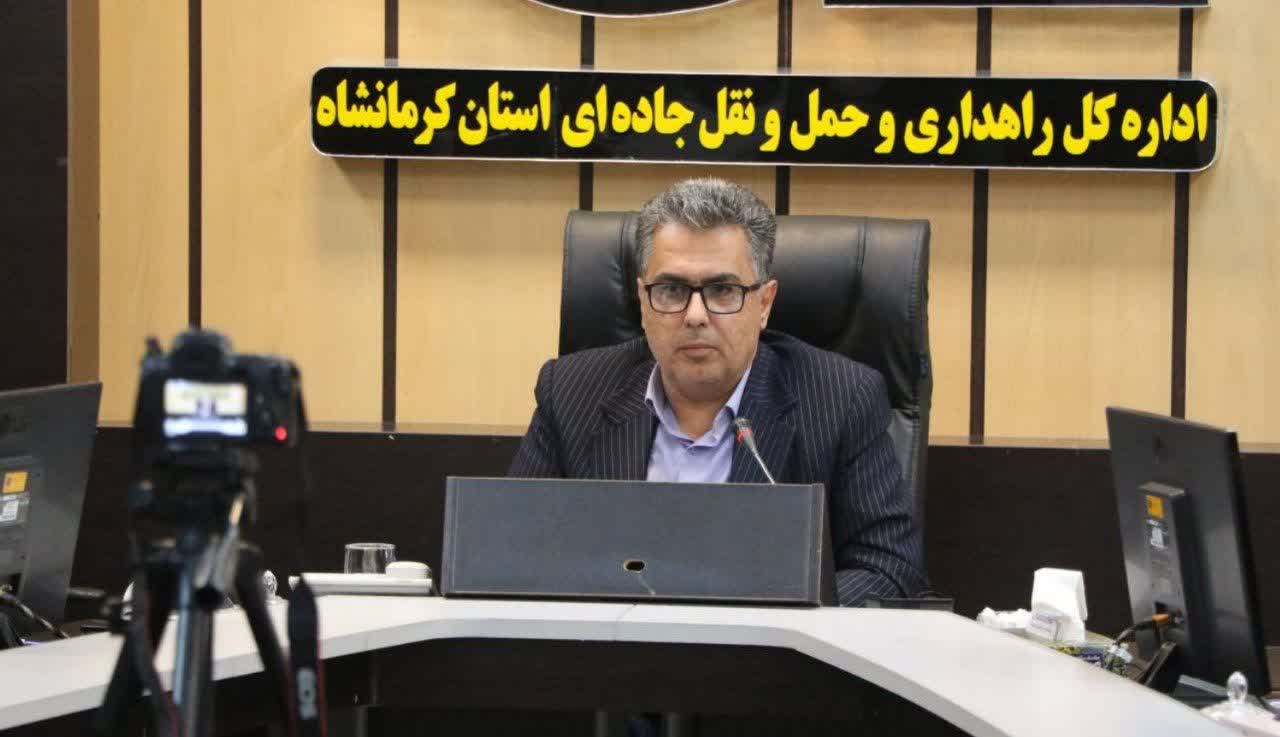 برف‌روبی از ۷۸۰ کیلومتر باند در محورهای مواصلاتی استان کرمانشاه