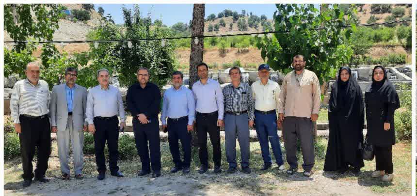 تاكيد بر گفتمان عمومی جهت انتقال دانش و فناوری هاي جديد