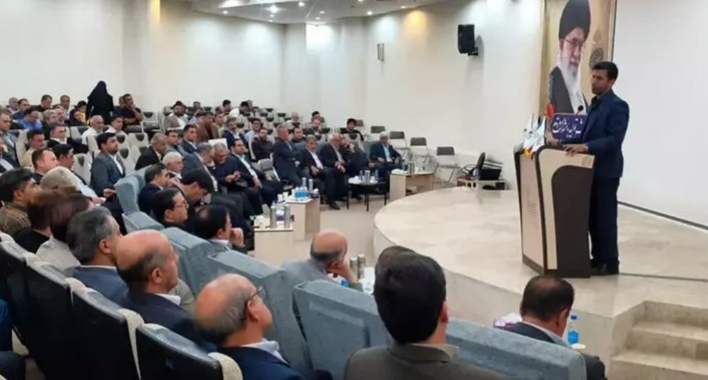 نشست فعالان اقتصادی با مسئولین قضائی و اقتصادی استان کرمانشاه