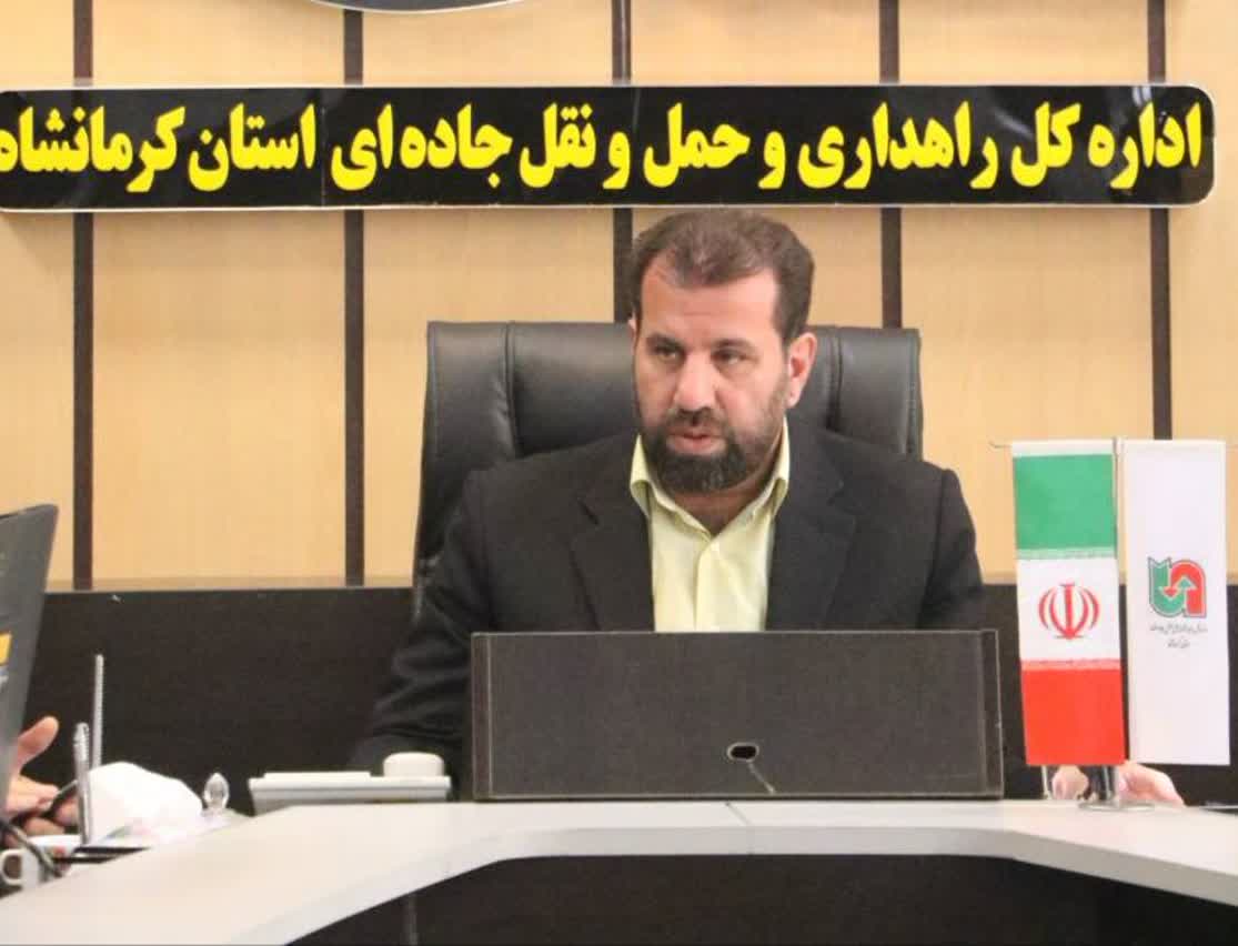 ارتقای ایمنی جادههای کرمانشاه با نصب بیش از ۴هزار تابلوهای جدید