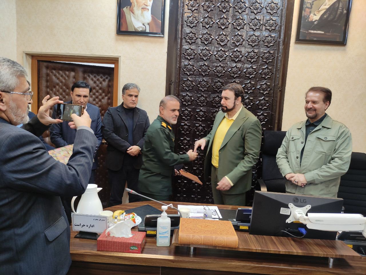 شهدا رمز ماندگاری جمهوری اسلامی هستند