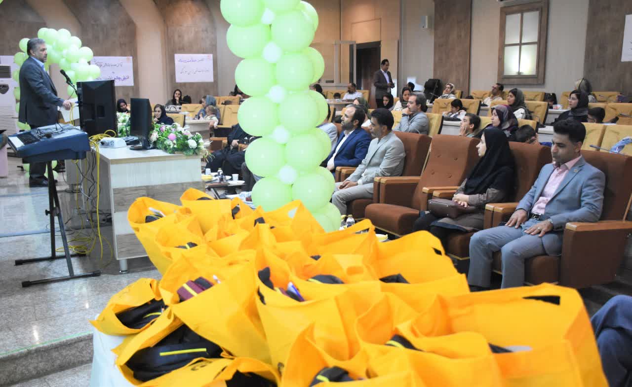 جشن شکرانۀ برنامۀ پیشگیری از تنبلی چشم