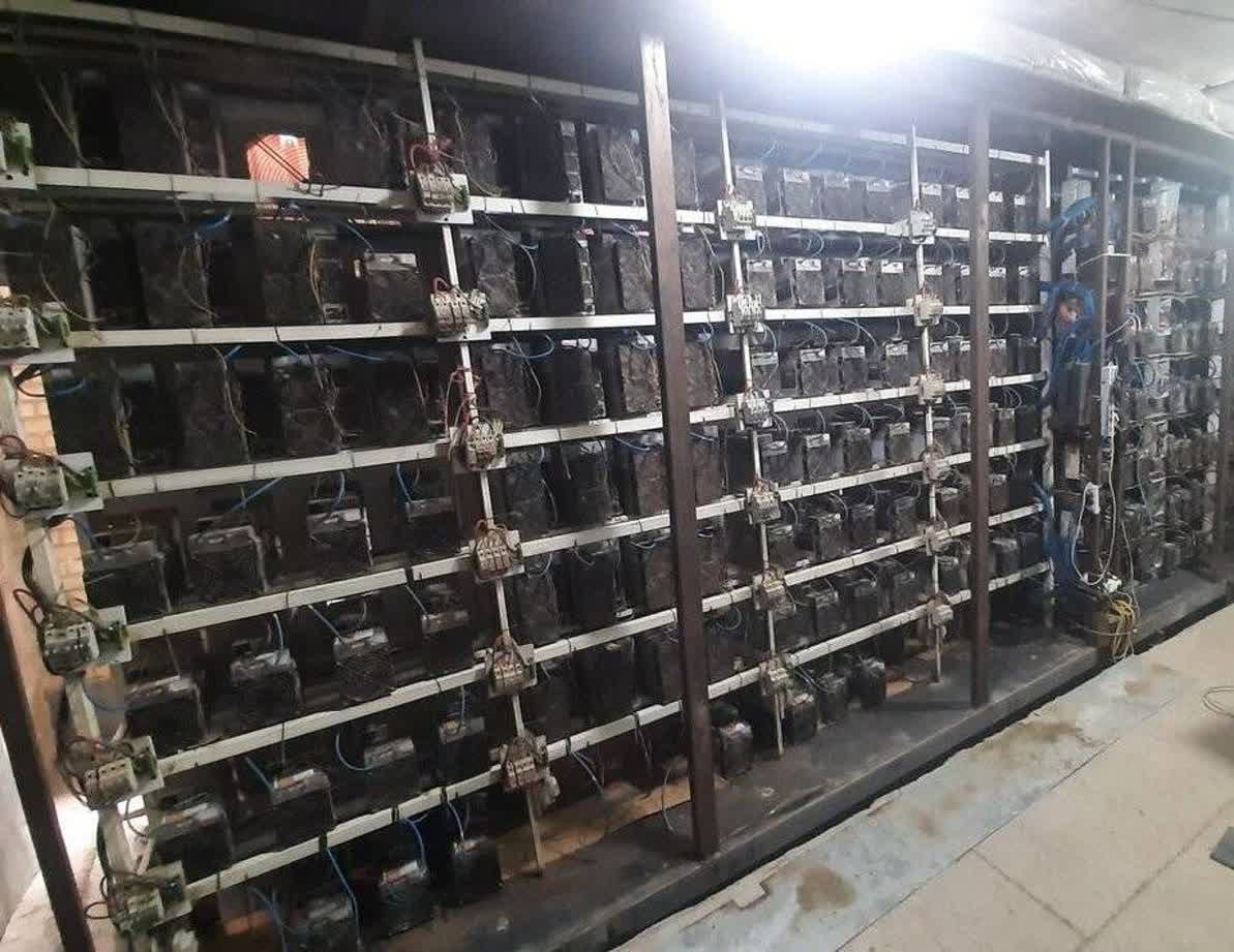 فشار ۲۴۰۰ مگاواتی ماینرهای کشف شده بر شبکه برق