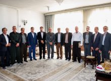 تجلیل از سرمایه‌های انسانی؛ عیادت مدیران مخابرات کرمانشاه از همکار بازنشسته در جوانرود